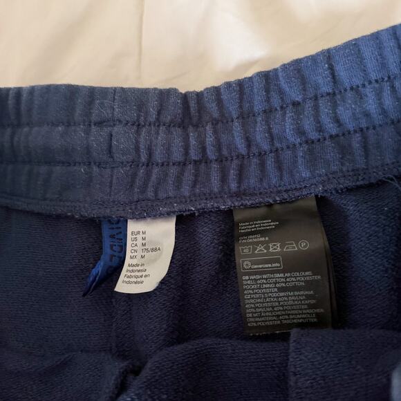 H&M Dividend Navy Blue Sweat Shorts Men’s Medium Drawstring Casual Lounge - Picture 4 of 4